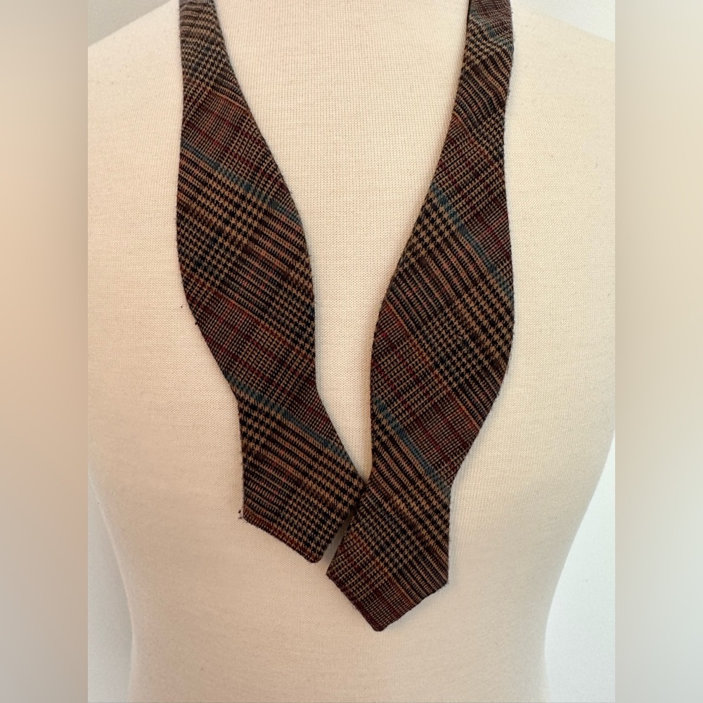 Ties Dot Com diamond Tip Plaid bow tie